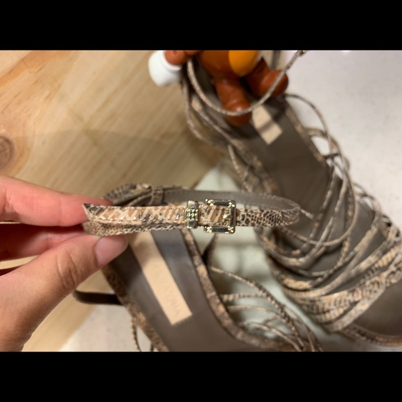 BCBG MAXAZRIA Leather Laurol Snakeskin Wedges - Picture 7 of 11